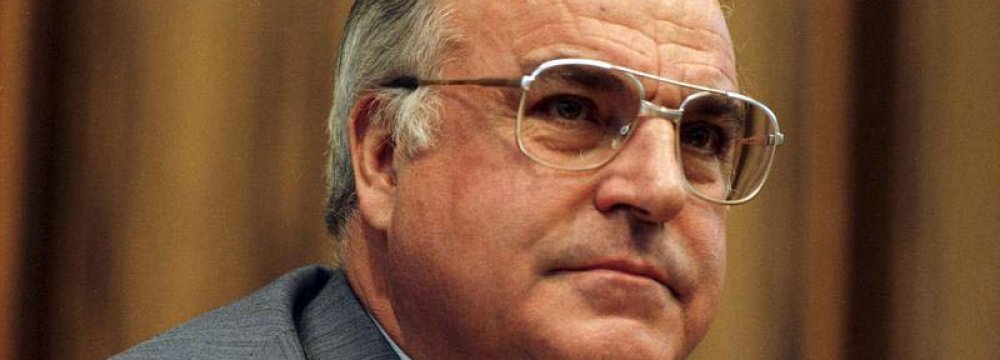 German Ex-Chancellor Kohl Dies at 87