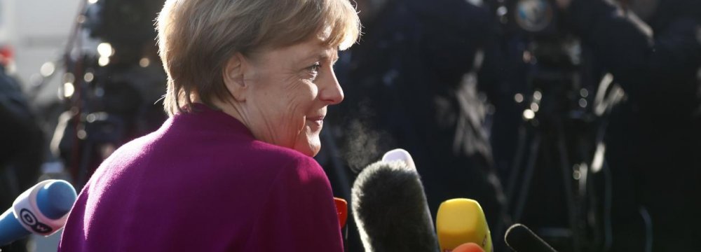 Merkel Ready for Painful Compromises to Seal Gov’t Deal