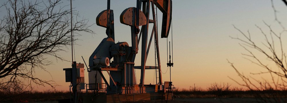 Oil Prices Increase Amid Russian Supply Threats