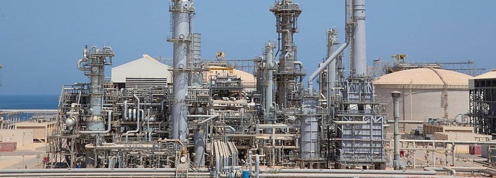Oman to Significantly Boost Oil and Condensate Output