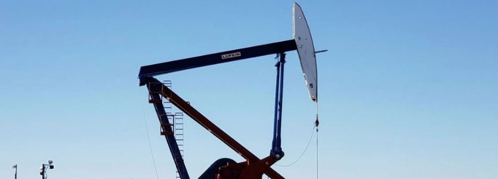 OPEC to Keep Oil Cuts in Place