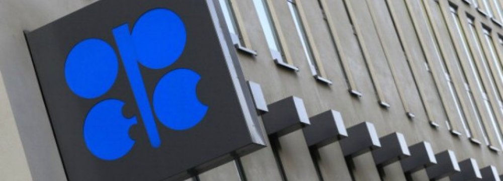 OPEC Refuses to Panic Amid Oil Market Rout 