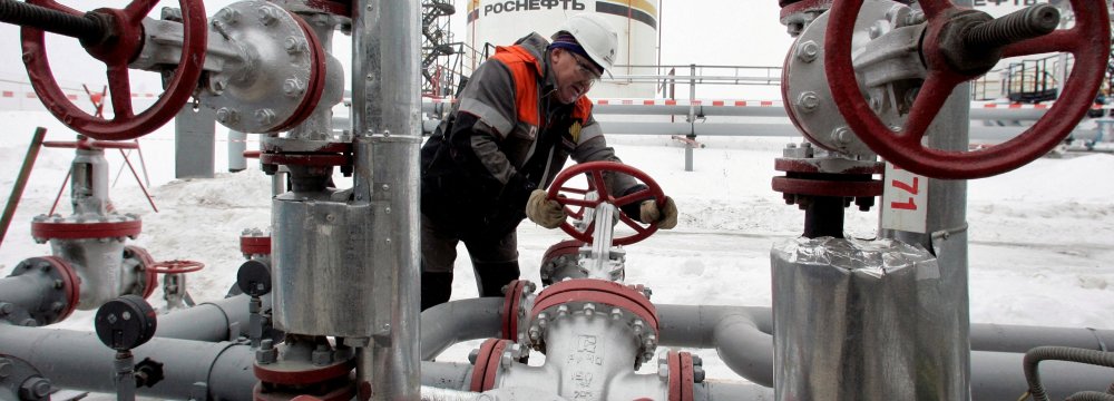 EU Bans Russia Crude Imports 