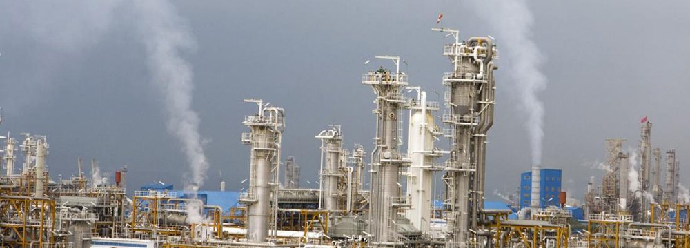 Qatar Defends OPEC Market Strategy 
