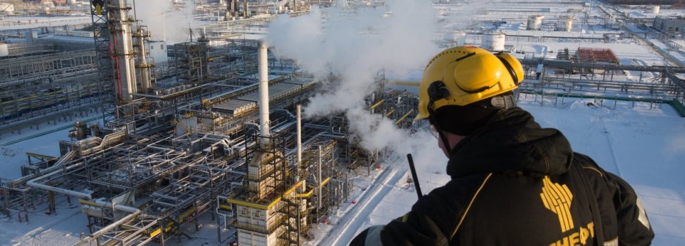 Russia’s September Oil Output Set For Post-Soviet Record High