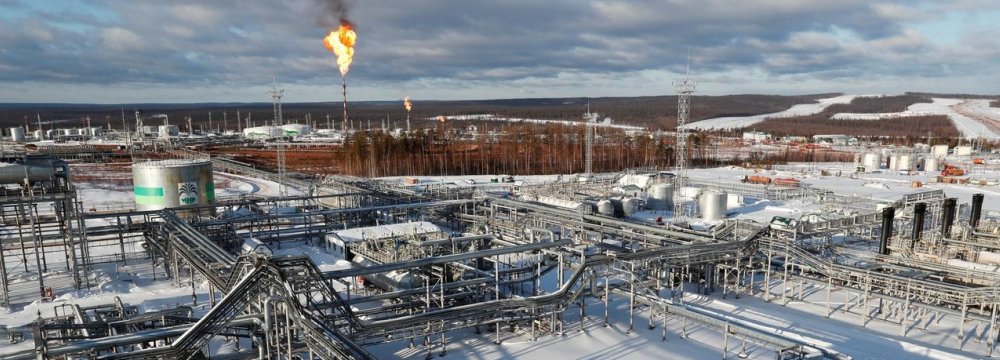 Putin Sets Deadline to Support Russian Oil Industry