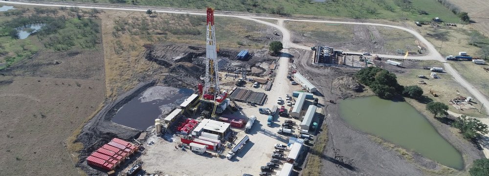 Shale Drilling Shutdown Continues for 14th Week