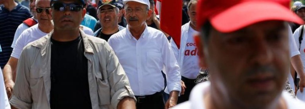 CHP Launches Court Challenge on Turkey’s Referendum