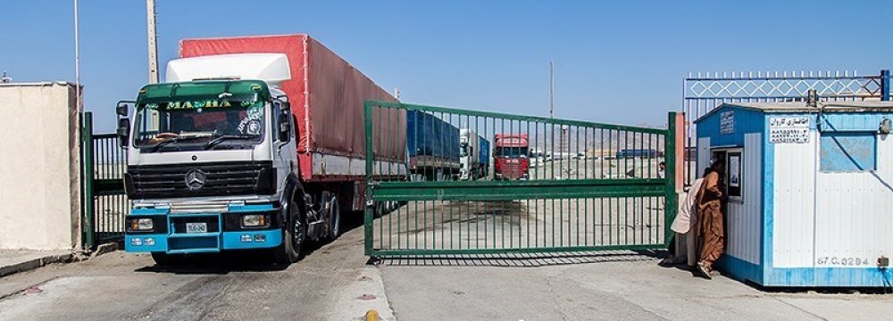 Truckers Delayed at Afghan Border