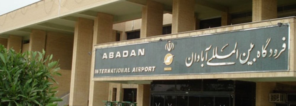 Abadan-Kuwait City Passenger Flight Launched 