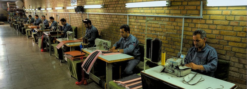 Some 96% of all the licensed Iranian enterprises are considered small- and medium-sized.