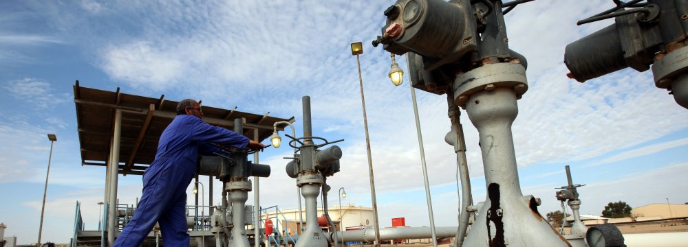 Libya Oilfield Halt Raises Crude Prices