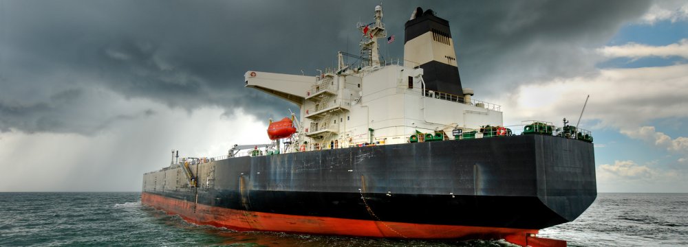 The International Maritime Organization will impose a global sulfur cap of 0.5% on marine fuels starting from January 1, 2020.