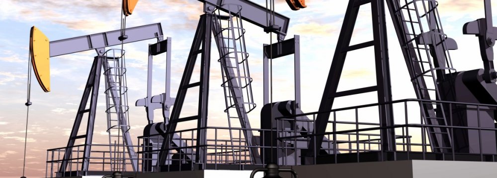 Crude Prises Higher as Supply Concerns Rise