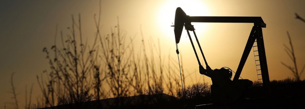 Brent, WTI Prices Fall on US Output Rise