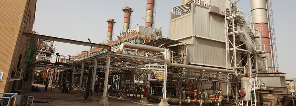 Abadan Oil Refinery is set for a major reconditioning by Chinese companies. 