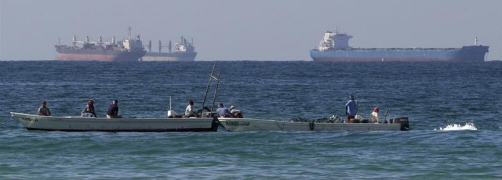Saudis Resume Oil Exports Through Red Sea Lane