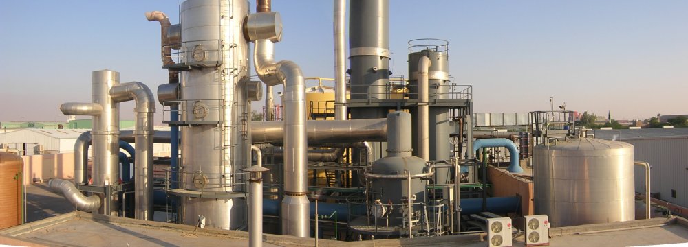 Iran Sees Prospect for Petrochemical Plants in Caspian Region