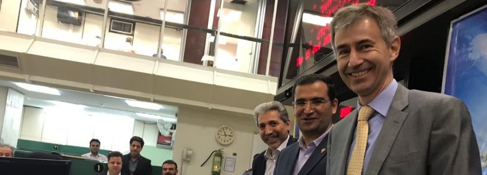 Swiss Ambassador Visits Tehran Bourse 