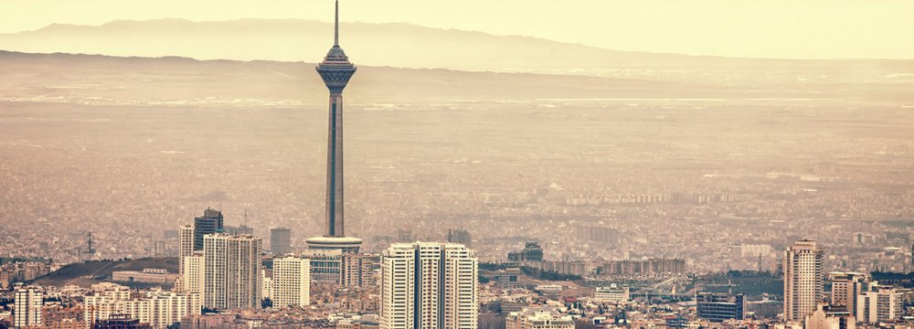 Migrants Constitute 88% of Tehran Population Growth