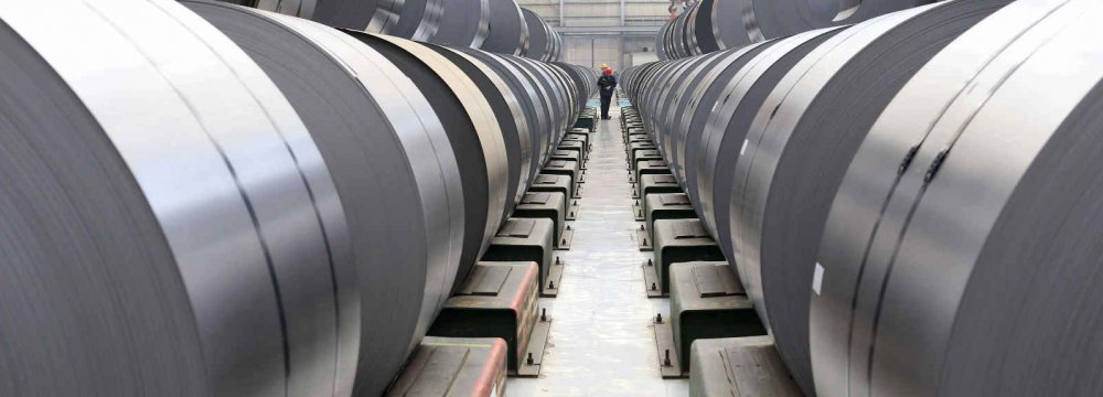 High import duties contributed to a decrease in flat steel imports by 27.8% to 2.3 million tons year-on-year during the 11 months of the last Iranian year.