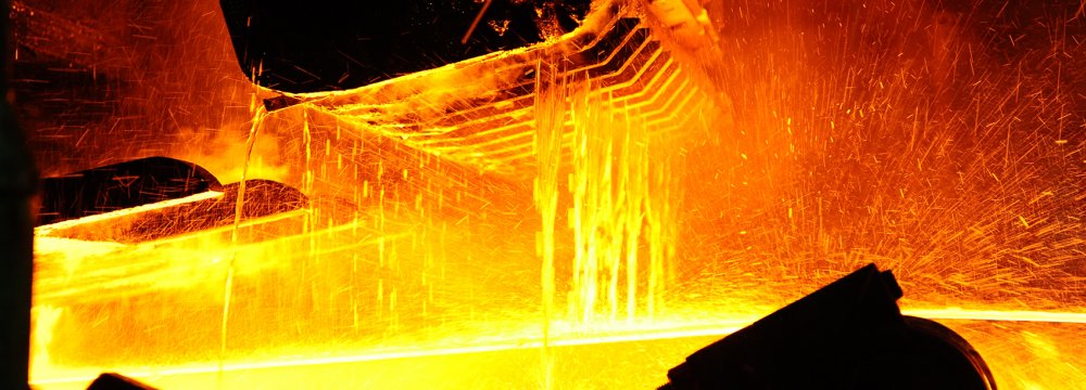 Iran’s steel exports have been continuously on the rise this year month-on-month except for Mehr and Ordibehesht, the seventh and second months of the Iranian year respectively. 