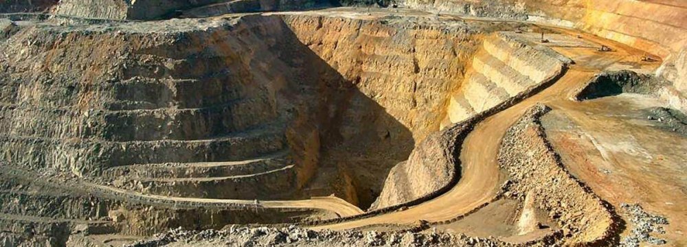 Angouran Mine Sets Extraction Record 