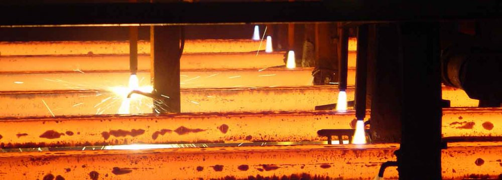 Iranian steelmakers exported 5.38 million tons of steel during the last fiscal year (March 2016-17), up 29% compared to the year before.