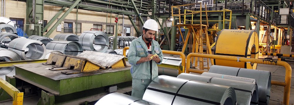 Iranian steel exports, especially HRC shipments, grew nearly eightfold between 2013 and 2016 to just over 1 million tons annually, placing Iran third behind India (1.9 million tons) and China (5.7 million tons).
