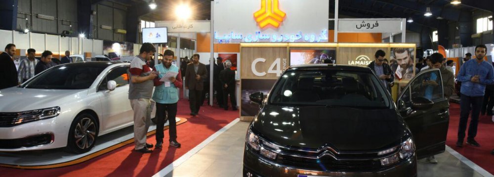 SAIPA Gaining Ground Against Rival in Iran&#039;s Auto Market