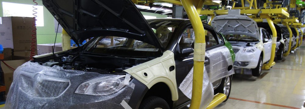 A production line of SAIPA, Iran’s second-largest automotive firm (File Photo)