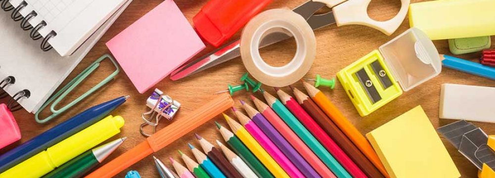 The e-store dubbed “Tahrir20” offers customers varied stationery items, and low-cost office and kindergarten supplies.