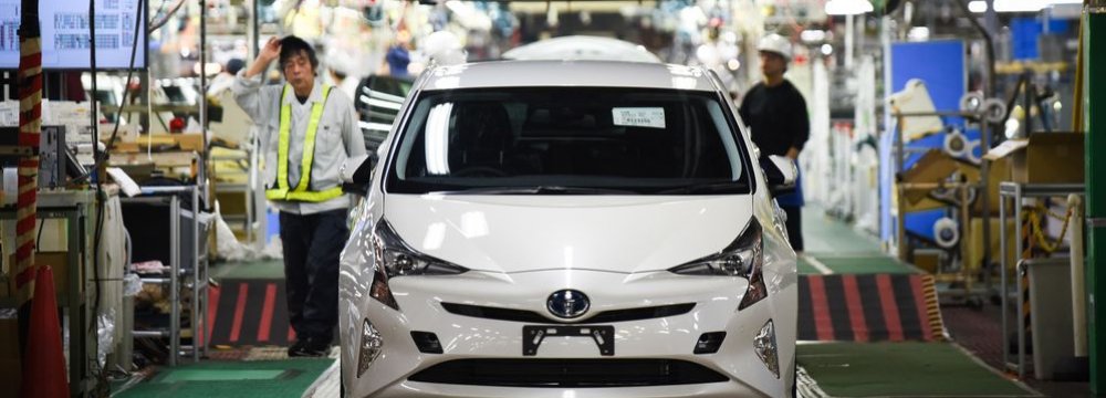 Toyota Recalls 1 Million Hybrids on Risk of Fire