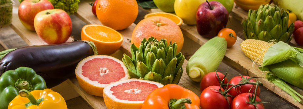 Eating 200 grams of fruits and vegetables daily is associated with a 15% lower risk of premature death.