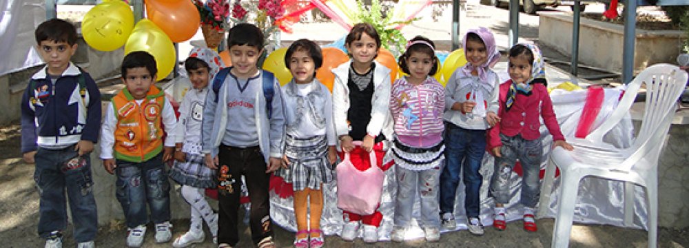 The number of underprivileged children in preschools has gone up from 500,000 in 2013 to 900,000 at present.