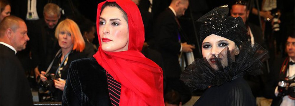 Actresses Behnaz Jafari (L) and Marzieh Rezaei walked the  red carpet on Saturday.