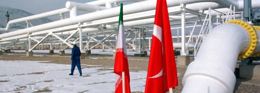 Erdogan Says Turkey Will Continue Importing Gas From Iran 