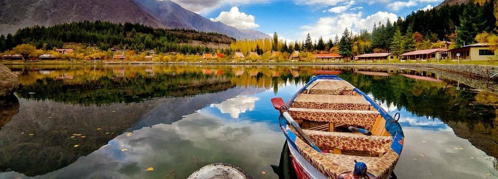 Pakistan to Promote Tourism by New Plan