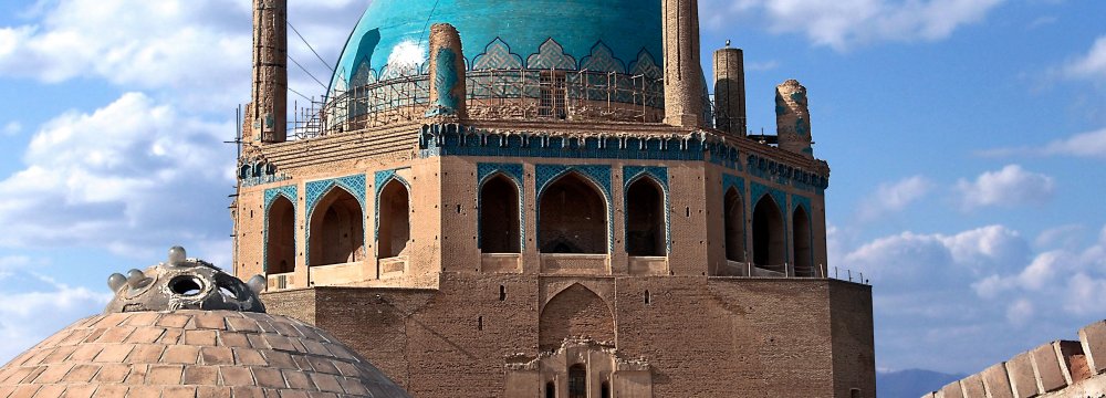 Plan to Remove Scaffolds From Soltaniyeh Dome 