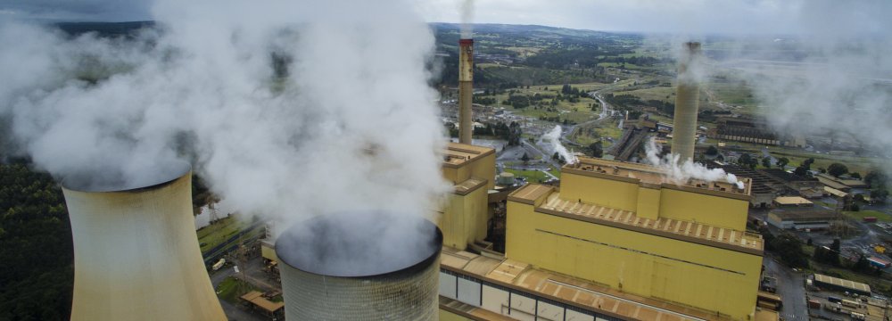 Toxic emissions from power stations and other coal-related industries contribute to Australia pollution problem.