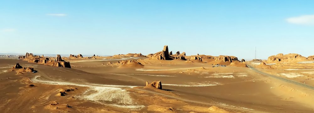 Unlicensed Tours to Lut Desert Banned