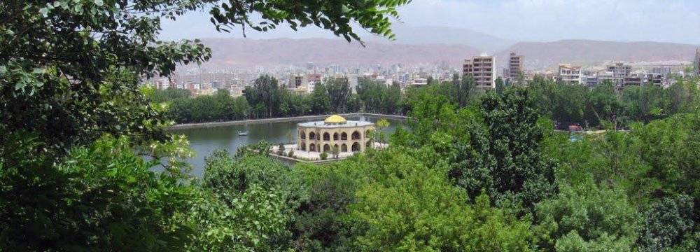 Tabriz is to represent the capital of Islamic tourism for a year. 
