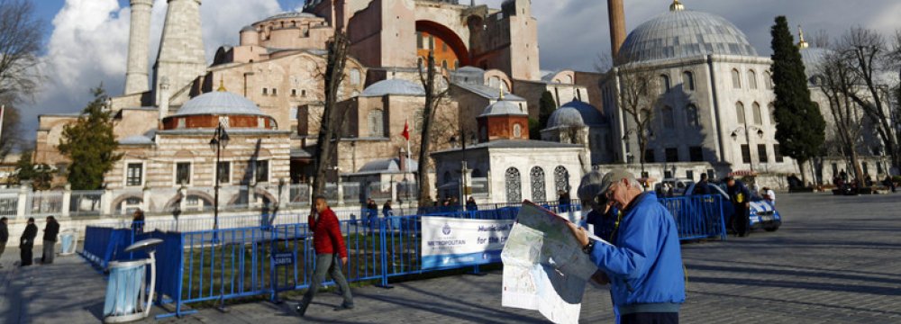 Iranian tourists ranked second since 2014 among nationalities visiting Istanbul.