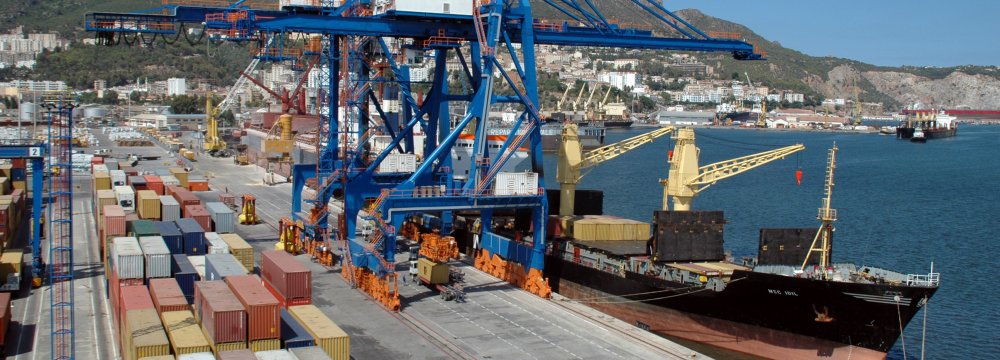 Algeria Trade Deficit Sharply Down