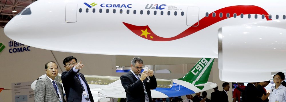 China, Russia to Build Commercial Jet