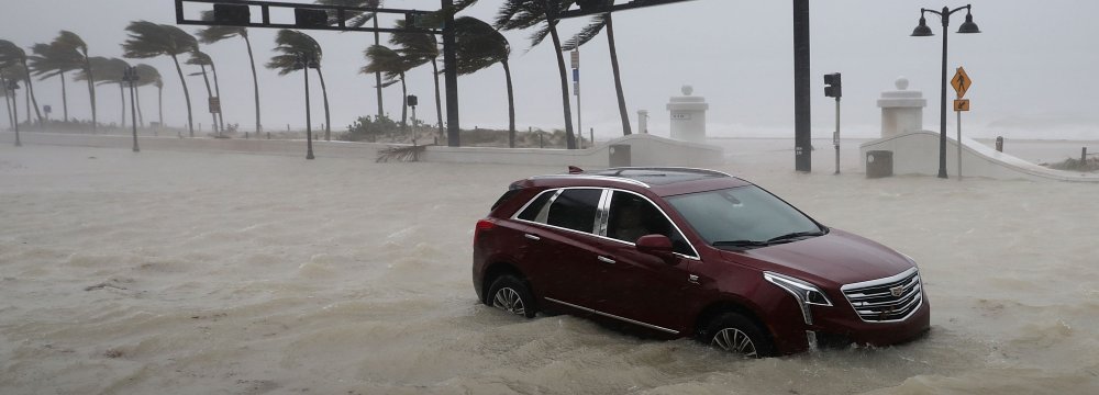Pictures show Irma pounding Florida. Hurricane Irma is causing  damage from all three factors–wind,  flooding from heavy rain and damage from the sea in different places in Florida.