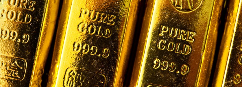 Gold Firms But  Eyes Weekly Loss