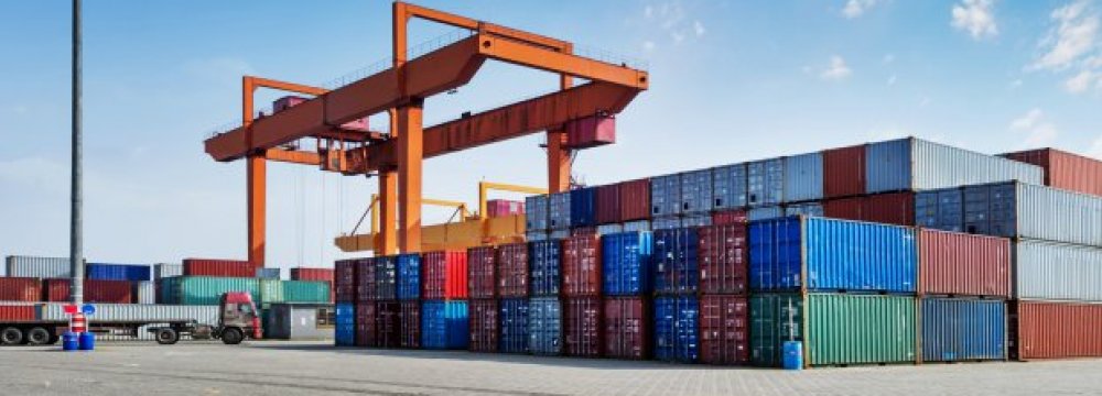 Qatar Sees Trade Surplus