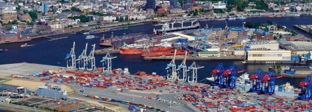 Robust German Exports Push Up Trade Surplus