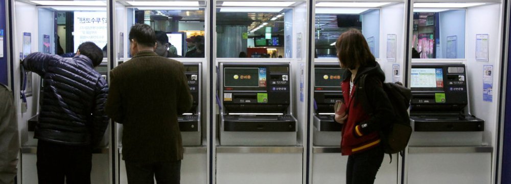 South Korea Household Debt Growing Faster 